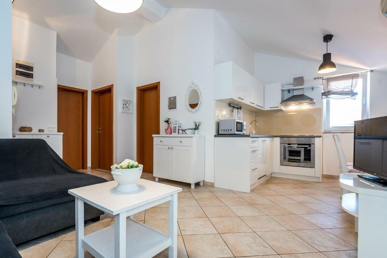 Apartman Karla Mara Ana Ivan & Jo سريما المظهر الخارجي الصورة